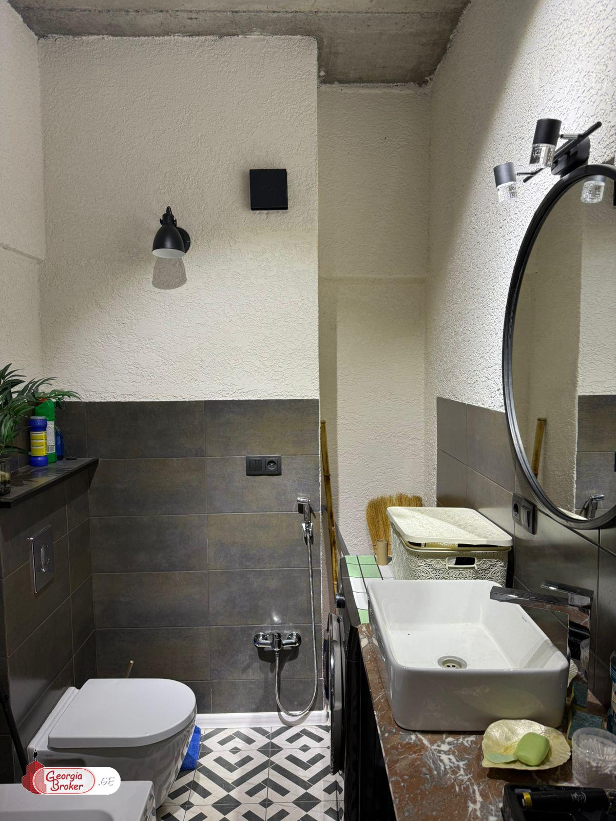 nearly repaired 3-room apartment for sale